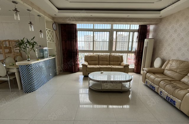 电梯凤凰楼层东边户！实验地暖好房！妇幼南商品房！城市之尊绿城