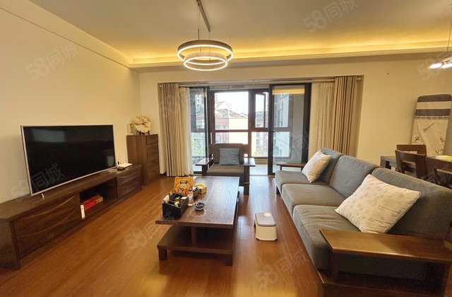 万科魅力之城3室2厅123.88㎡128万二手房图片