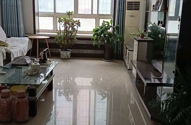 红盾家园4室2厅160㎡82万二手房图片