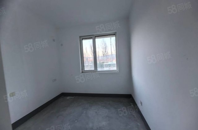 体育馆，聊大清风和庐，免大税，带车位储藏室