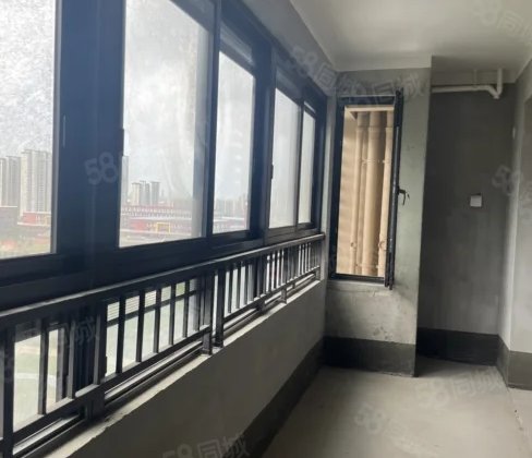 吾悦华府(大丰)3室2厅113.79㎡103万二手房图片