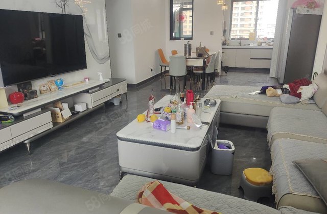 青阳郡二期4室2厅141㎡75.8万二手房图片