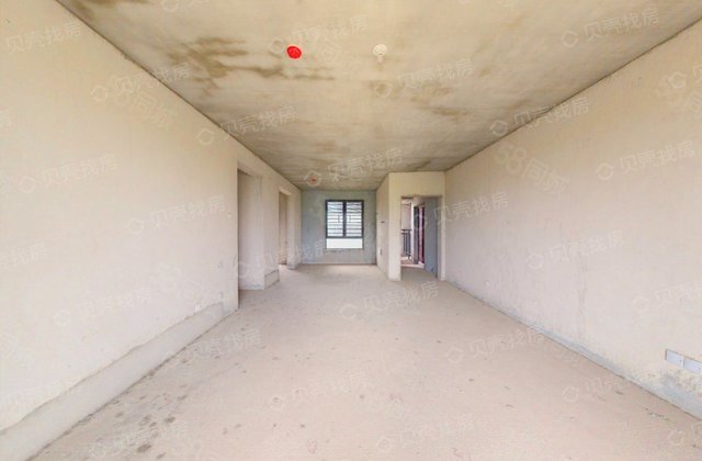 医大蟠龙德泽苑4室2厅150㎡114万二手房图片