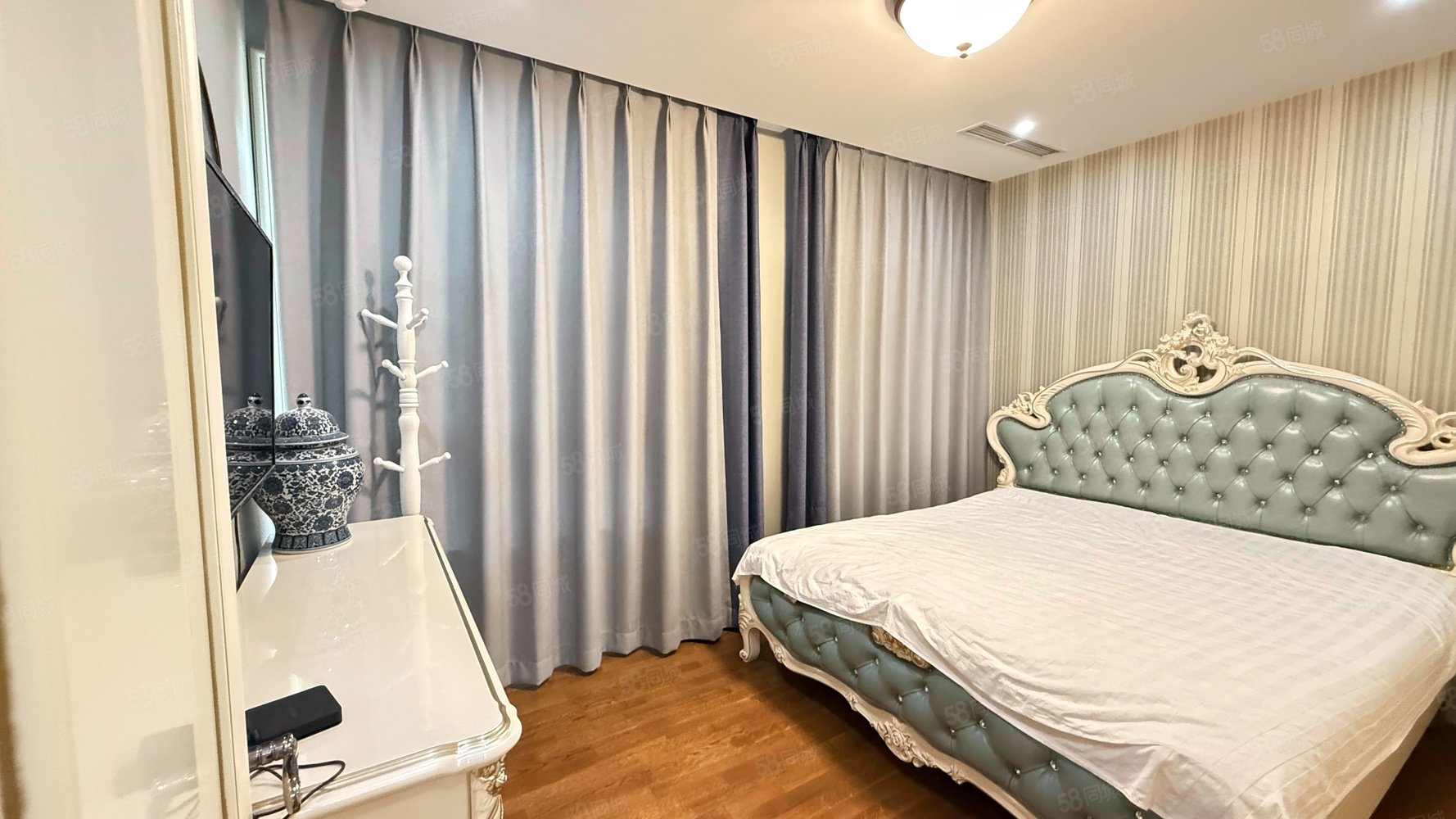 中海墅(東區(qū)別墅)4室2廳4衛(wèi)284.22㎡南北2200萬(wàn)