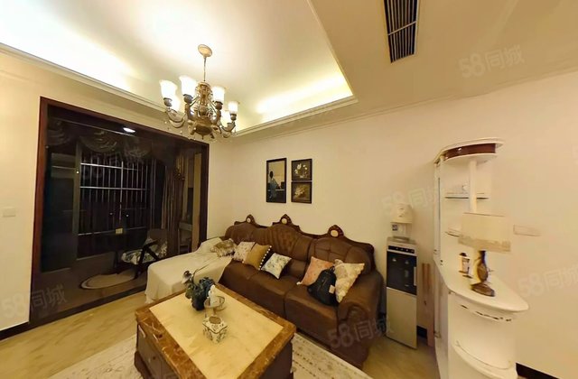 天成国际馨河湾G区3室2厅126.69㎡79.8万二手房图片