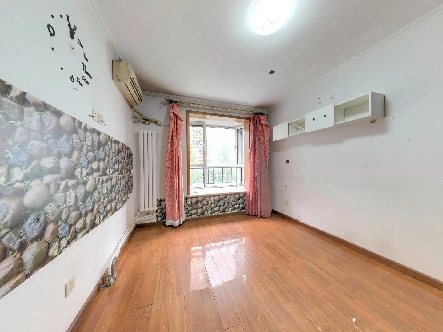 彩虹街區(qū)3室2廳2衛(wèi)119.27㎡南北599萬