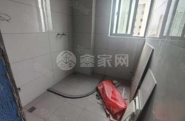 建发津湖印4室2厅162.24㎡96万二手房图片