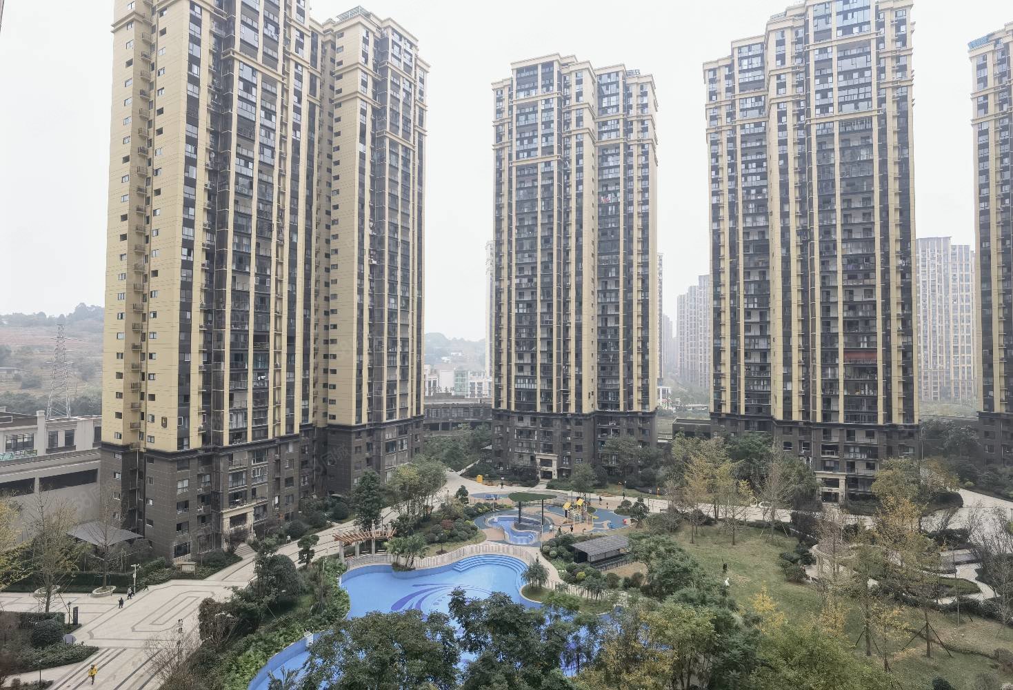 10多w拥有城中央鹭湖宫精装大3房2卫全中庭拎包住,远达·鹭湖宫-宜宾