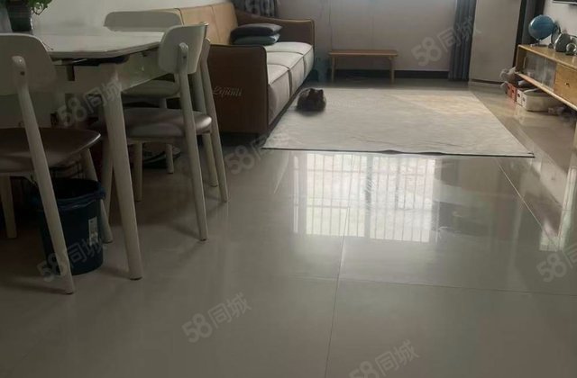 紫光竹阁2室2厅70㎡26万二手房图片