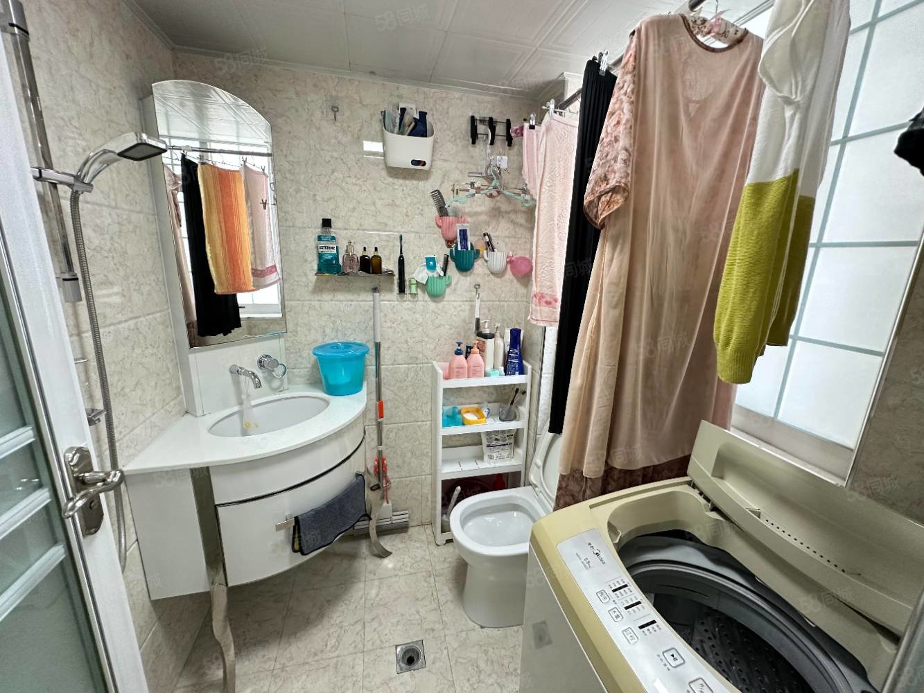 彪炳盛世广场1室1厅1卫45㎡南北28万