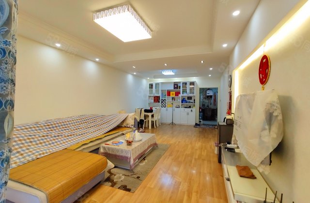 南湖国际社区(南区)3室2厅121㎡180万二手房图片