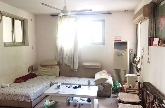 东关  文轩 多层二楼 单位房 看房方便