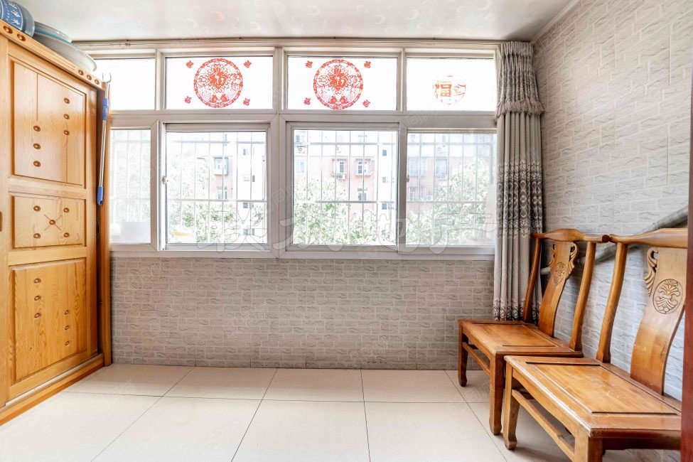 黃村西里社區(qū)2室1廳1衛(wèi)60㎡南北260萬(wàn)