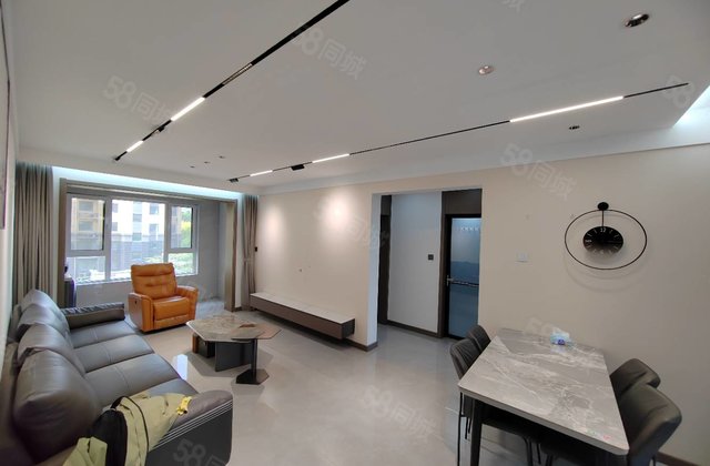 真实在售 急卖 共18层 精装修南北通透 文轩中学 九州国际