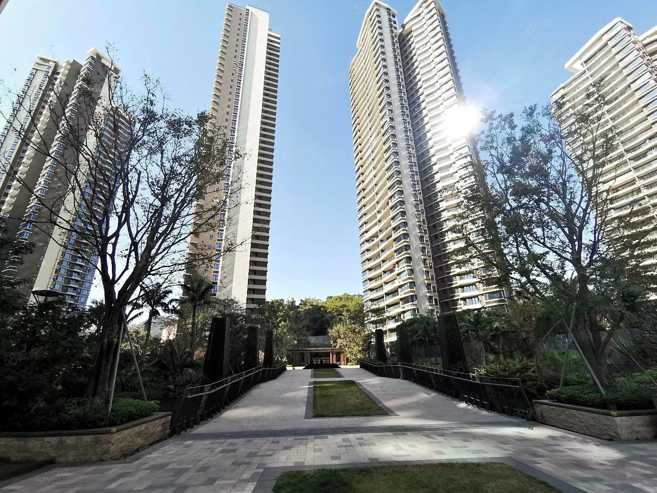 湾仔峰景湾两梯两户带9米大阳台3房看小区园林安静舒适现楼各付