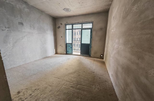 逸品尚东3室2厅107㎡34万二手房图片