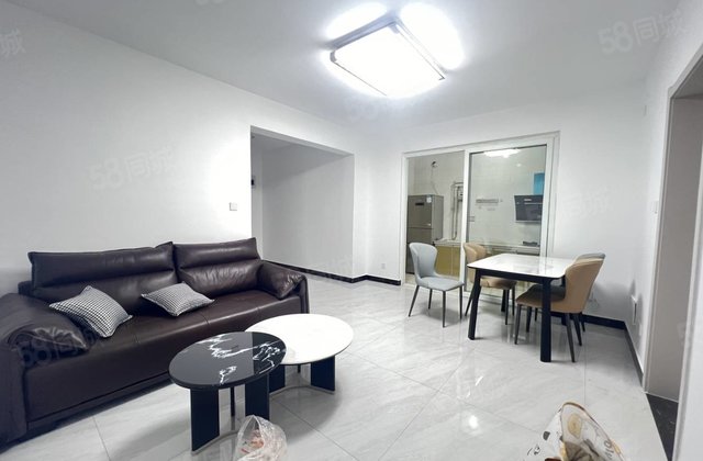 公园附近 御景王宅 精装三室 仅售59.9万