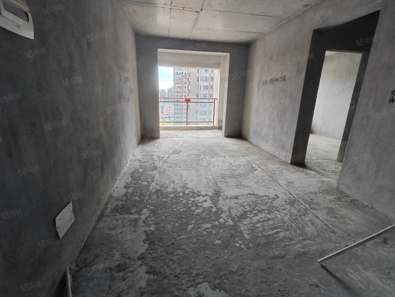 香园丽舍2室2厅1卫75㎡南北38.6万