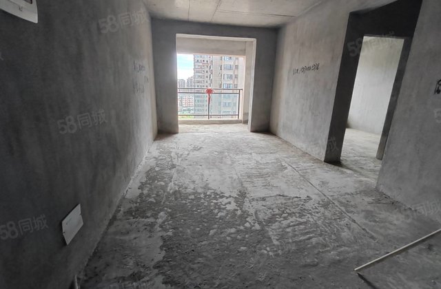 香园丽舍2室2厅1卫75㎡南北38.6万