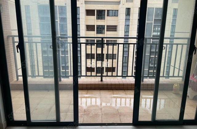 海建家园4室2厅153.53㎡183万二手房图片