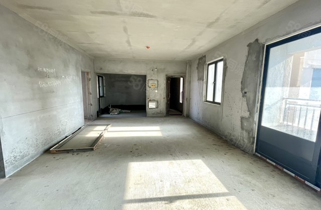 华祥天玺4室2厅125㎡75.8万二手房图片