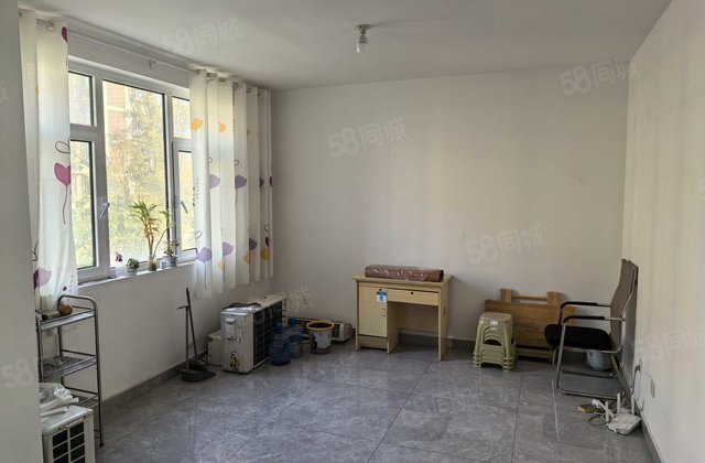 金柱绿洲3室1厅1卫