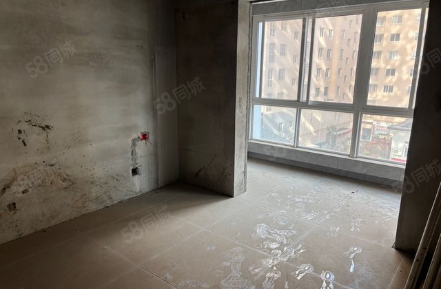 锦园三号2室1厅120㎡75万二手房图片