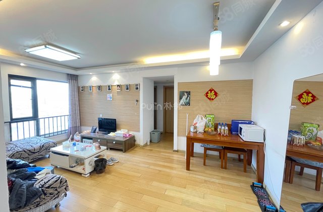 万科金润华府2室2厅65㎡150万二手房图片