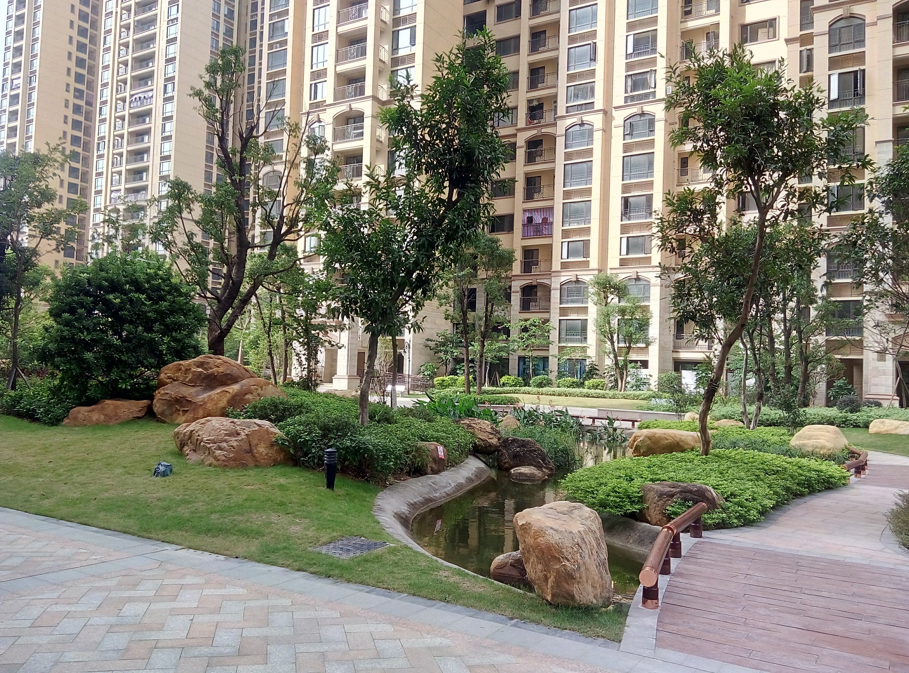 【10图】松山湖翠珑湾一期 一楼带花园 4米层高 114平 单价仅5万,星城