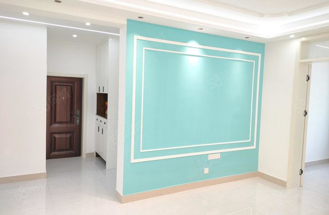 工商局家属院(兴华西路) 南向采光好 精装好房 出行方便