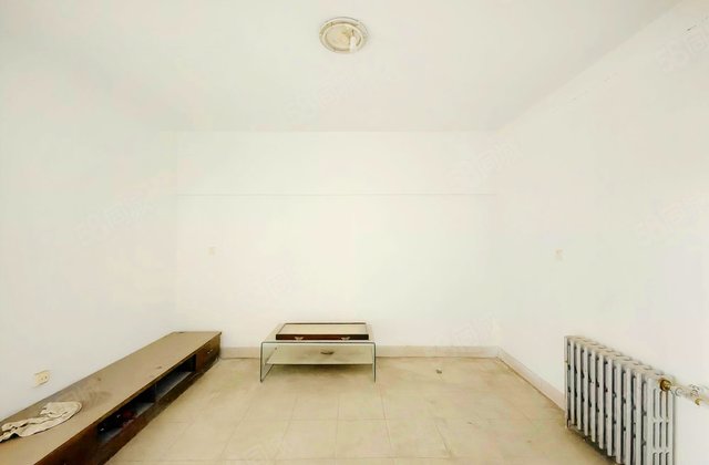 纬二路27号院3室1厅82.39㎡49万二手房图片