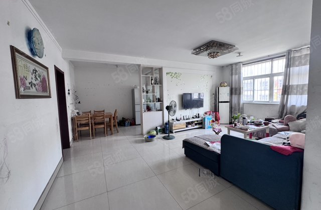 急售 水岸新城 新城邦价格可谈三室二厅二卫送地上室