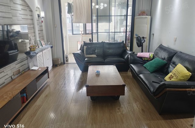 鸿顺花园|建设西路2室2厅1卫94平方