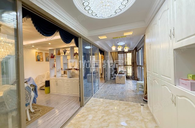 花果园L1区3室2厅126.8㎡90万二手房图片