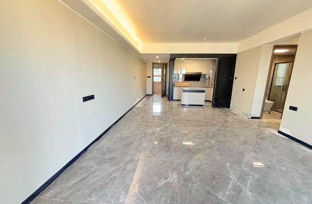 保利锦上3室2厅96㎡190万二手房图片