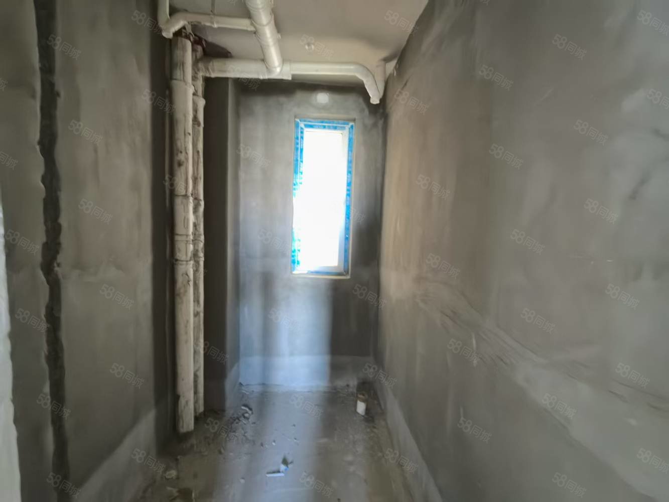 合景泰富云湖天镜3室2厅2卫110㎡南北76万