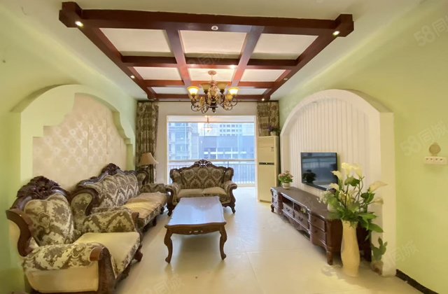 伊顿小镇3室2厅107㎡34.8万二手房图片