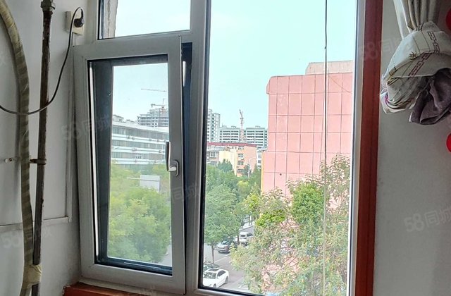 诚意出售 近医院 交通便捷 楼层好 商业配套齐全 诚心出售