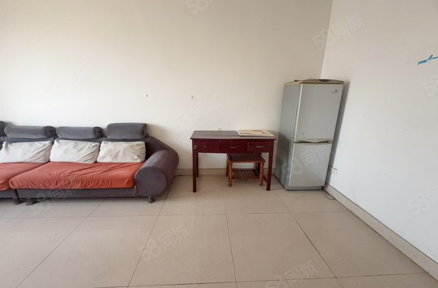 急售万达 莲湖花园洋房 可隔三室 带储  一梯两户 随时看房