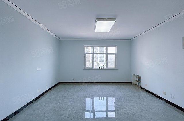 一实验 区政府 孟达国际新城 体育馆带车储免大税好楼层 精装