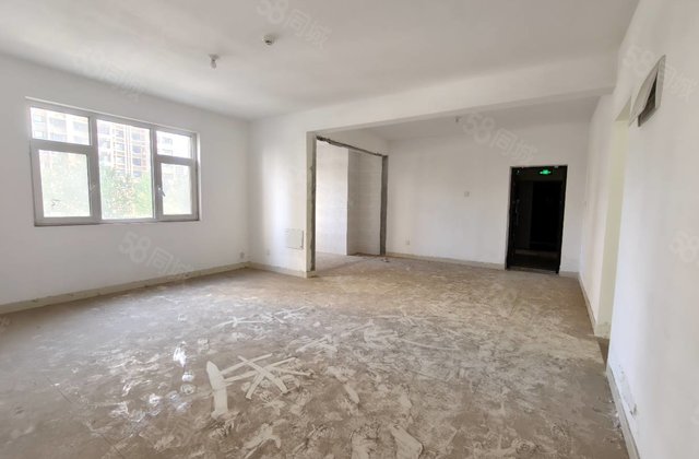 金柱绿城！商品房！单价8000平！可按揭！