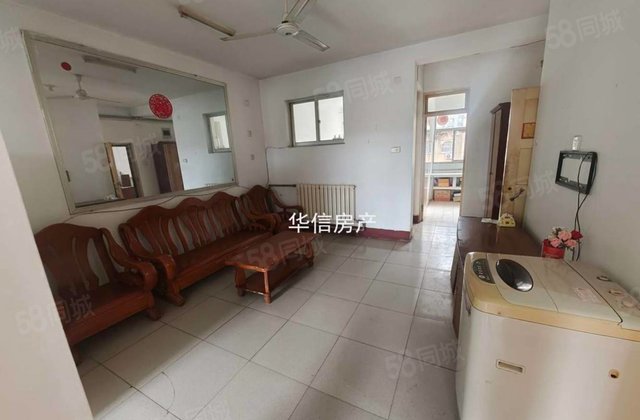 东昌路北，滨河公园80平正规三室一厅35万