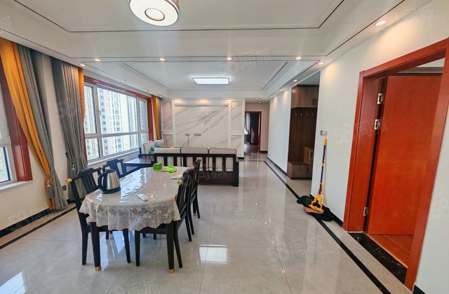 民生一号院！东边户  楼层！三室两卫诚心出售！