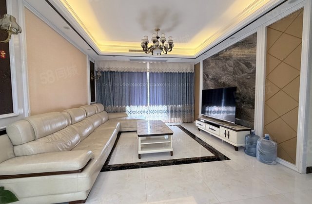 康泰华都4室2厅145㎡95万二手房图片