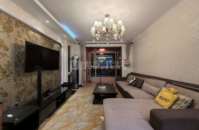 盛世华府(仓程路)3室2厅136㎡87万二手房图片