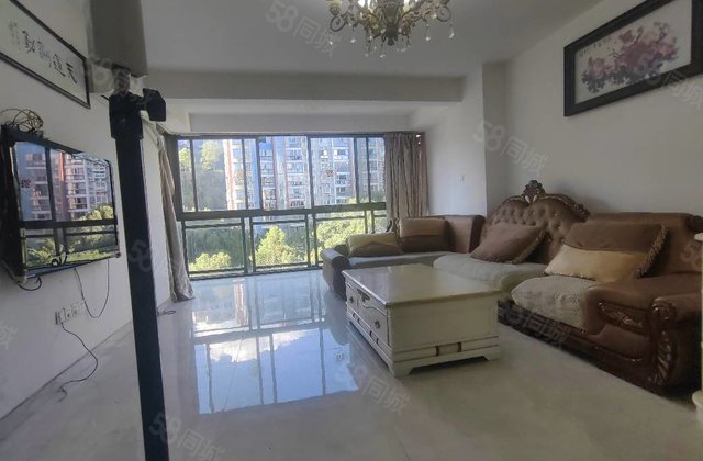 天安金域兰湾B区4室2厅136㎡96万二手房图片