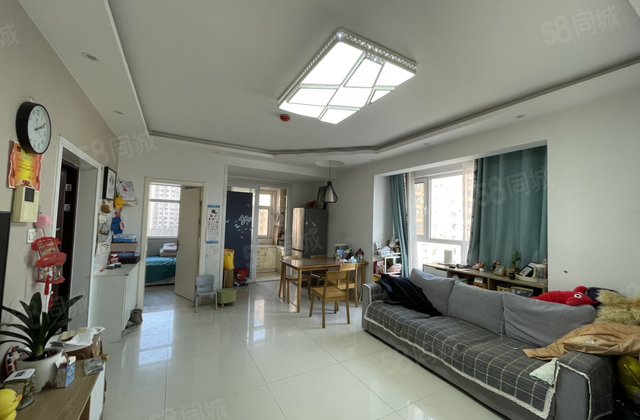 裕昌国际110平边户95万，免大税送车位储藏室