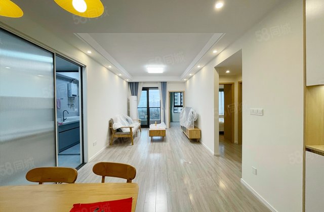 约克郡壹號湖畔3室2厅94.31㎡142万二手房图片