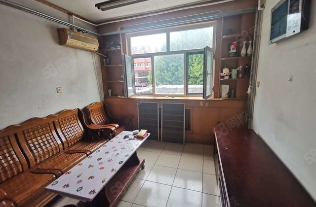 柳园办事处家属院   停车方便  紧邻    随时可看