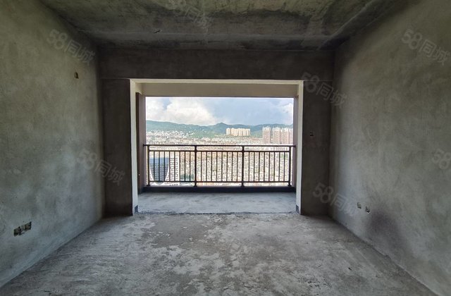 大景晟世二期4室2厅145㎡68.8万二手房图片